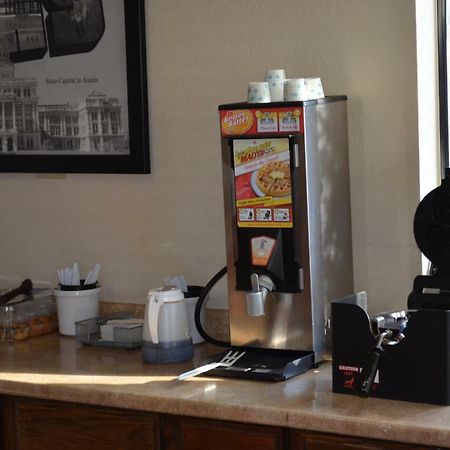 Copperas Cove Hill Country Inn And Suite מראה חיצוני תמונה